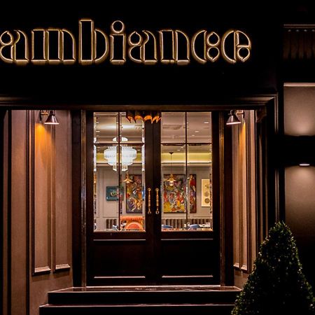 Ambiance Boutique Art Hotel לאהור מראה חיצוני תמונה Entrance to the restaurant