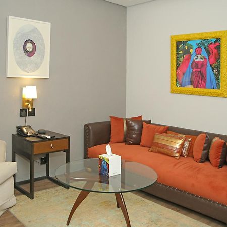 Ambiance Boutique Art Hotel לאהור חדר תמונה A room at the hotel