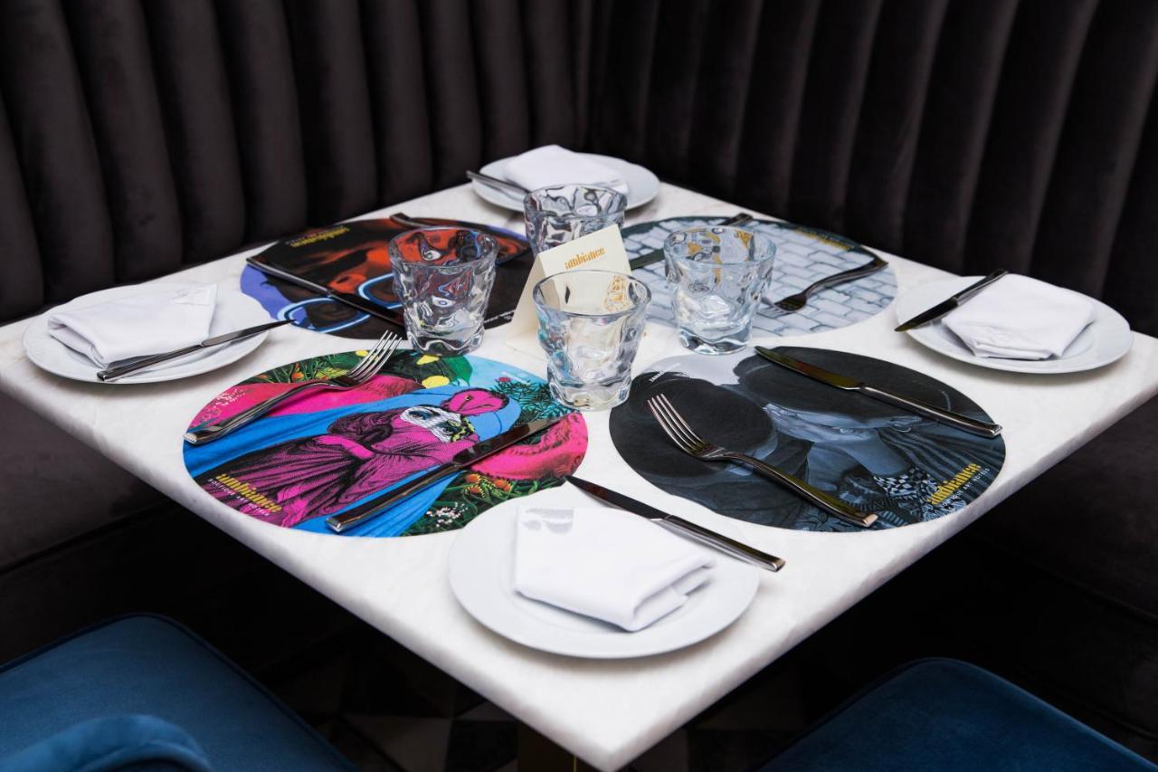 Ambiance Boutique Art Hotel לאהור מראה חיצוני תמונה Placemats